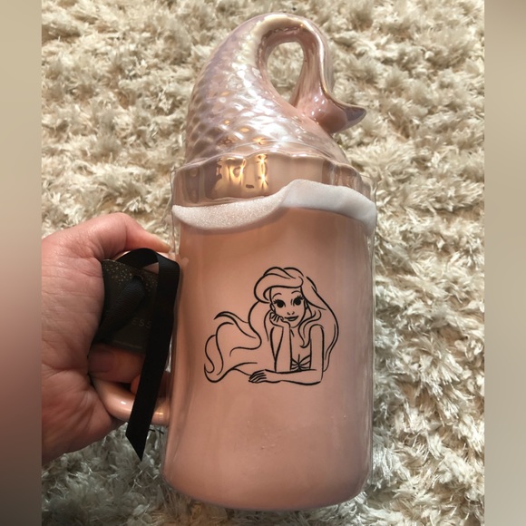Ariel mug with topper - Picture 4 of 11